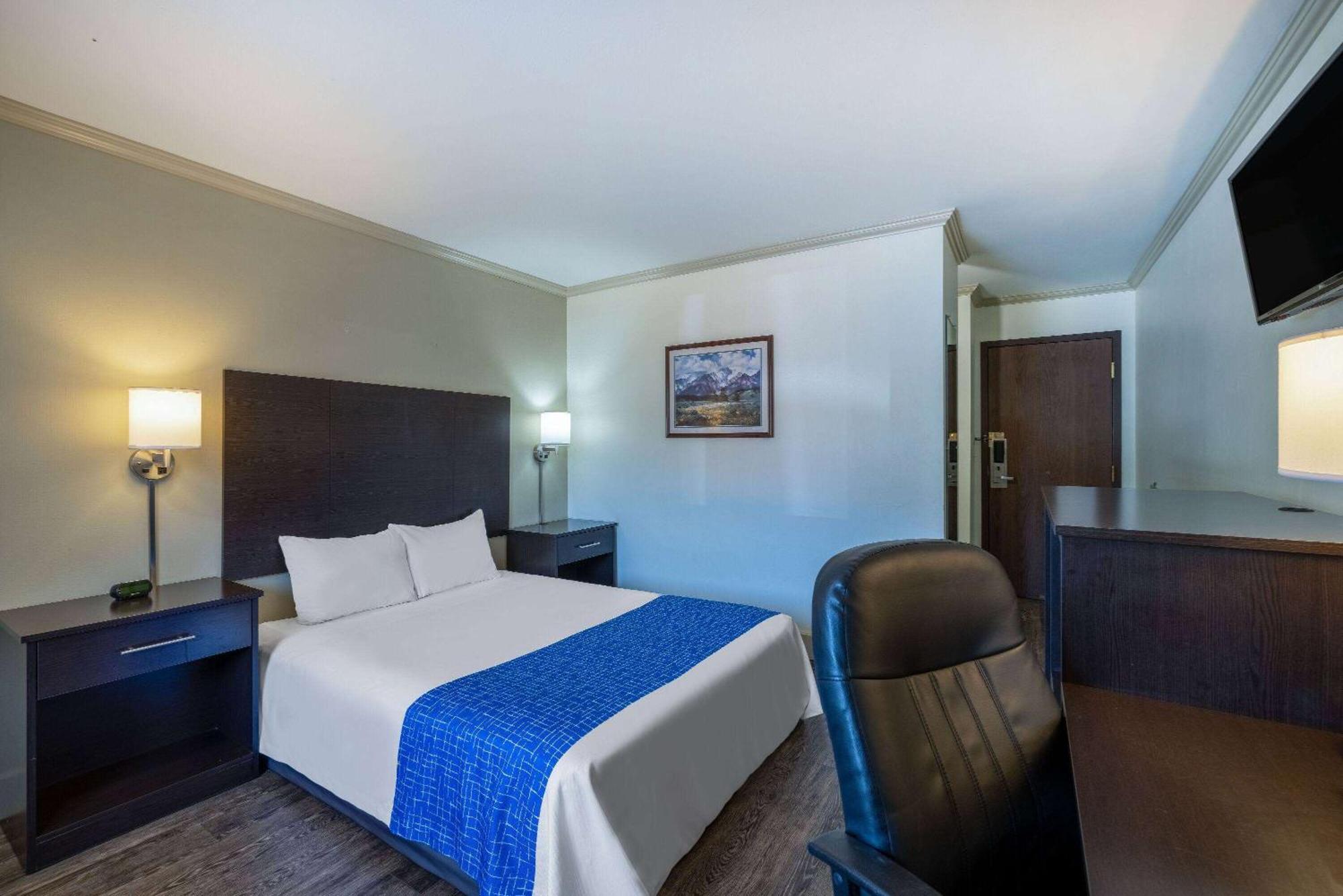 Travelodge By Wyndham Лівінгстон Екстер'єр фото