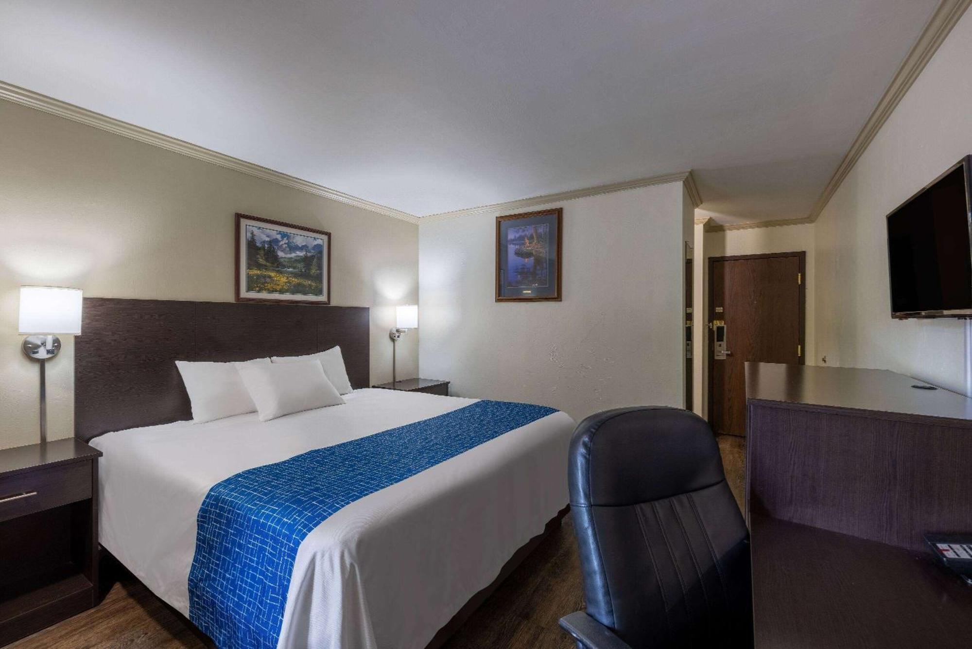Travelodge By Wyndham Лівінгстон Екстер'єр фото